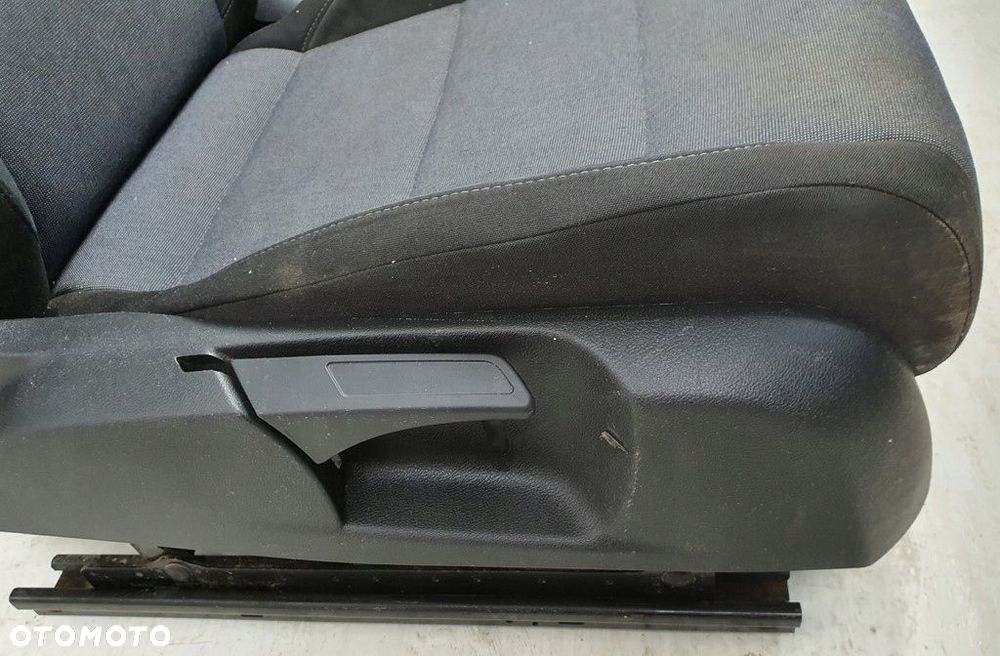 FOTEL PRAWY PRZÓD PASAŻERA VW GOLF VI KOMBI EUROPA - 6