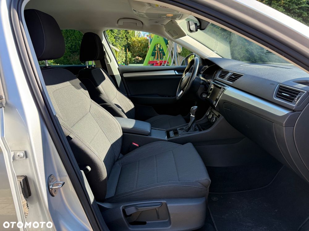 Skoda Superb Combi 2.0 TDI Ambition - 10