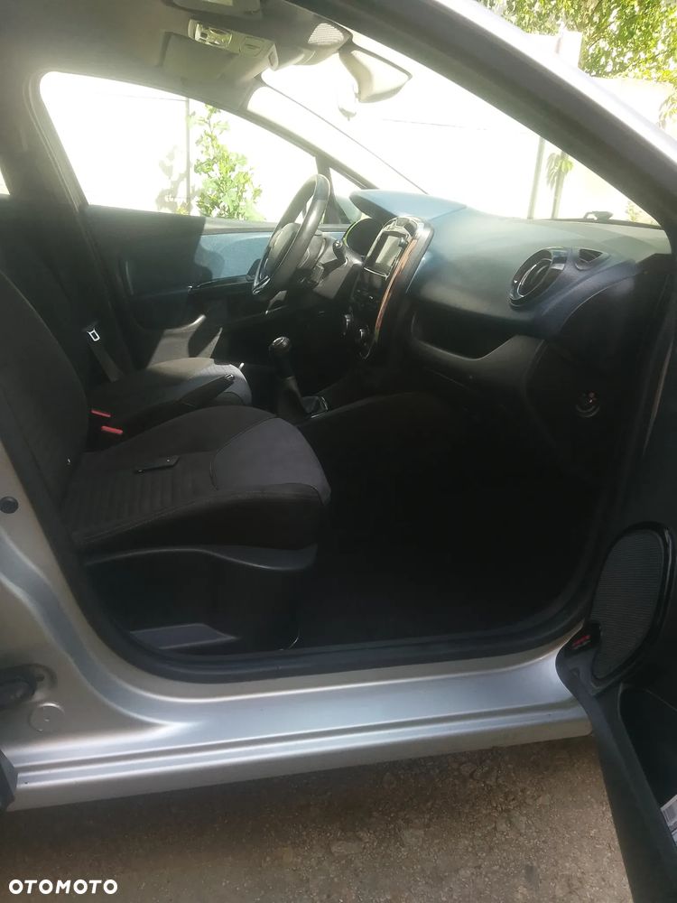 Renault Clio 0.9 Energy TCe Intens+ EU6 - 17