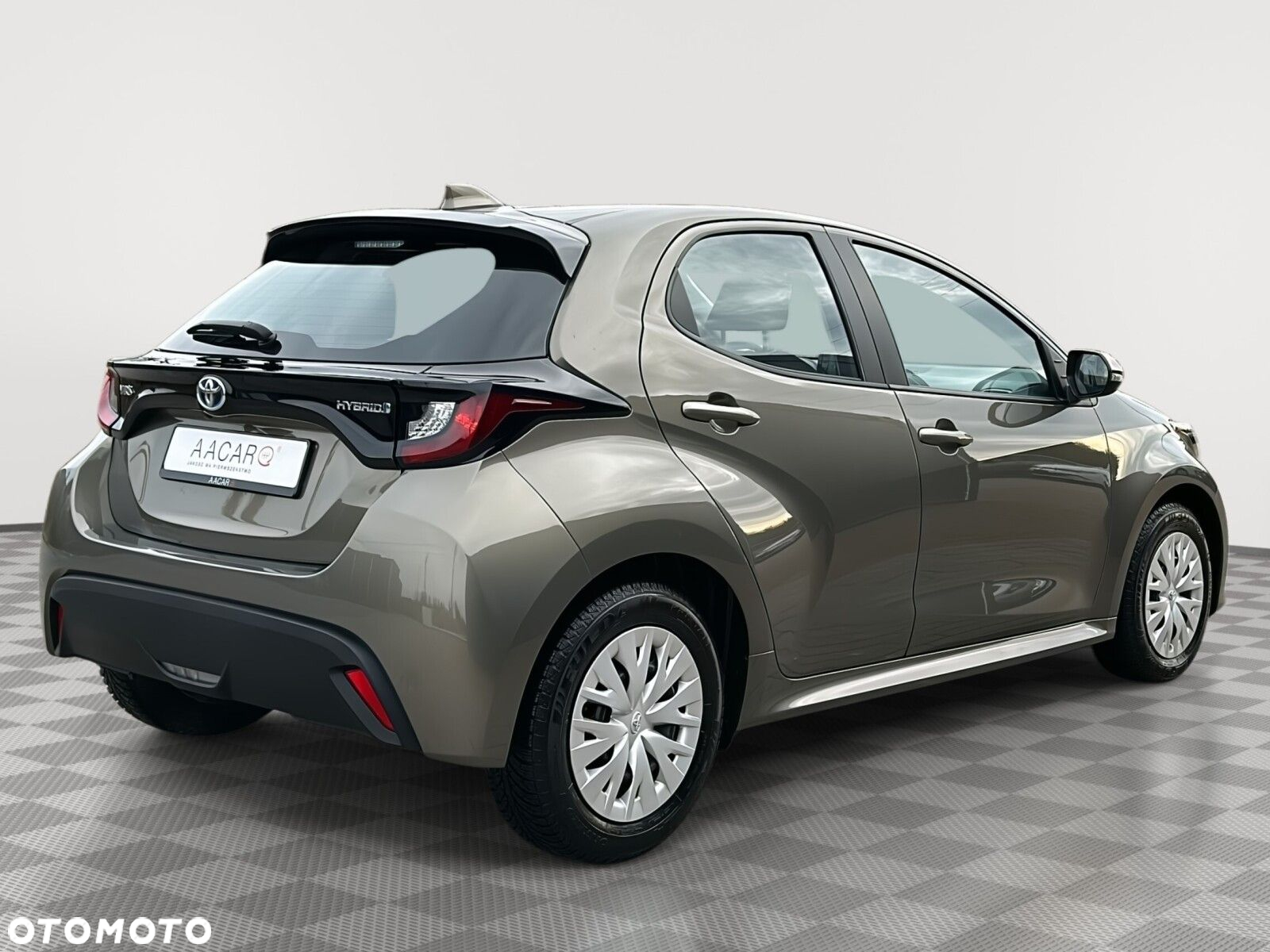 Toyota Yaris - 4