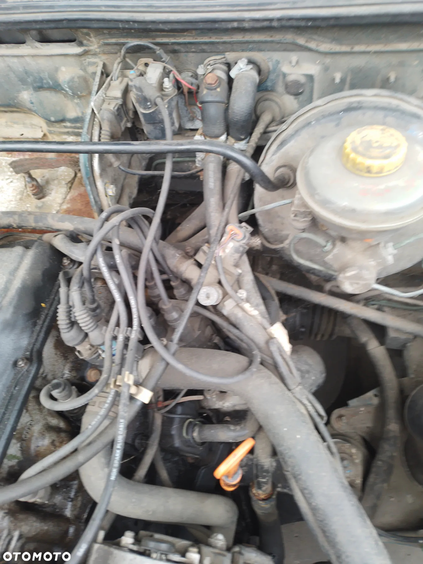 AUDI 80 B4 2.0 ABT KOLOR LZ6P  KLAPKA WLEWU PALIWA - 27