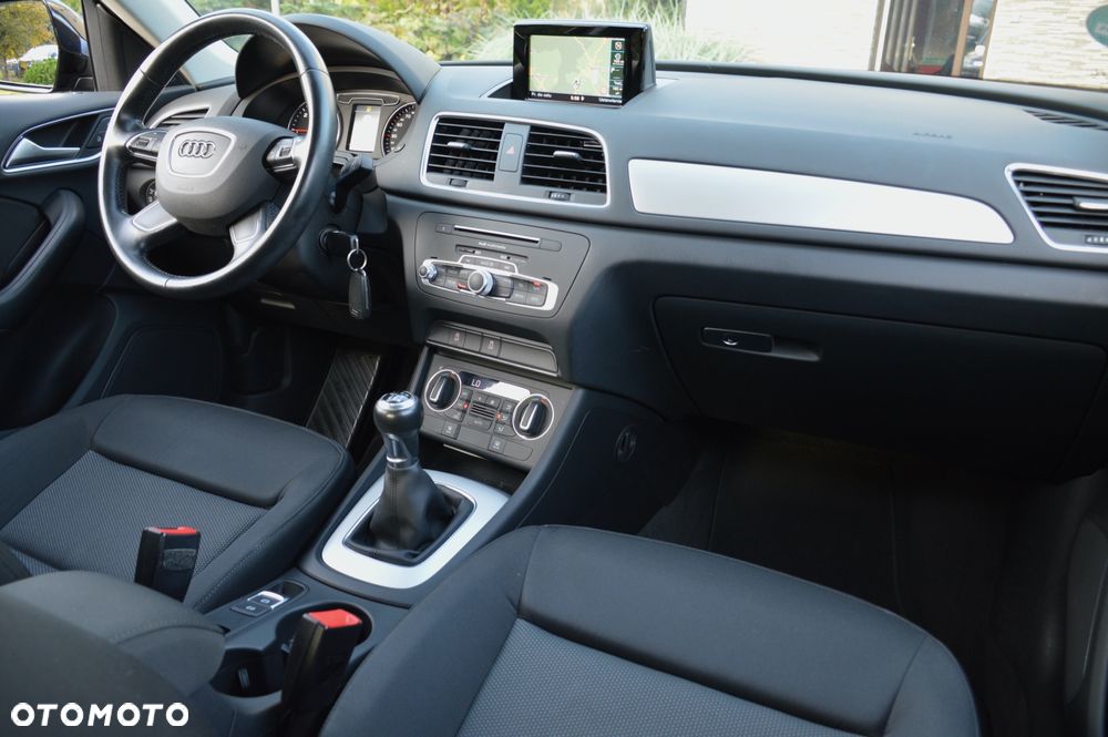 Audi Q3 2.0 TDI Sport - 23