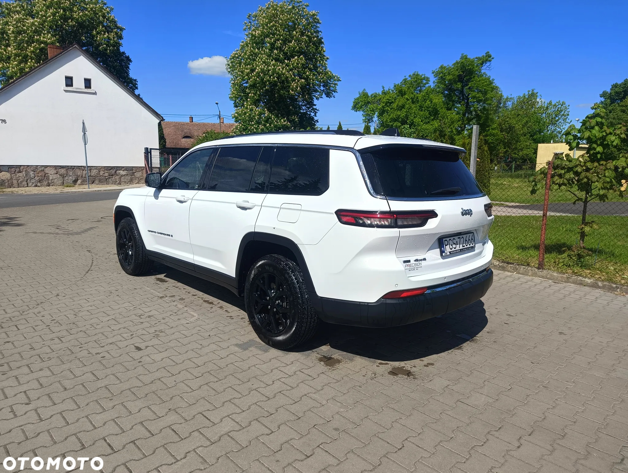 Jeep Grand Cherokee - 4