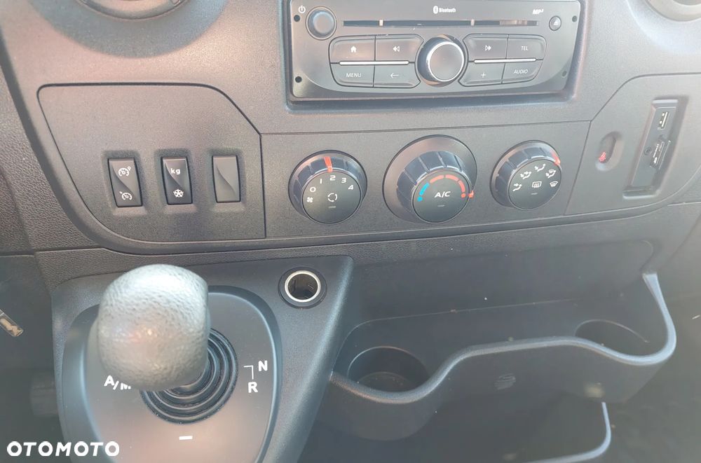 Renault Master - 23