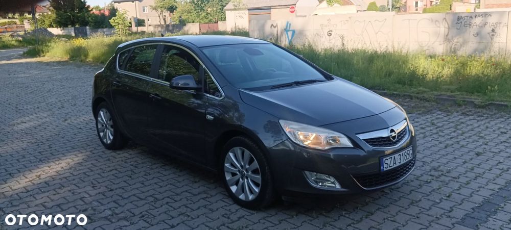 Opel Astra 1.4 T Cosmo - 34