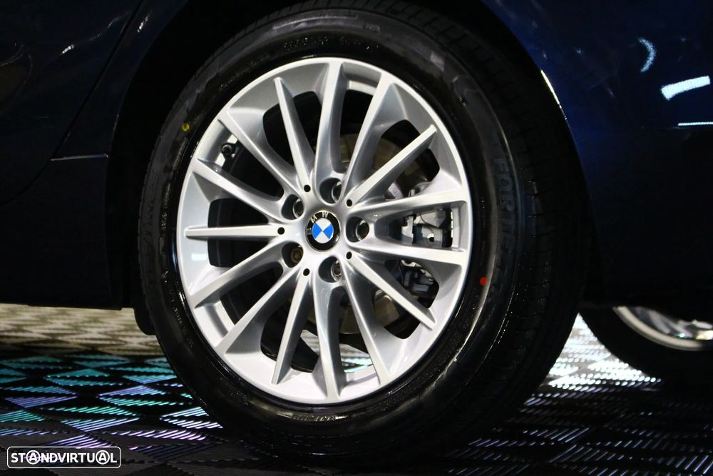 BMW 218 Active Tourer d Line Sport Auto - 13