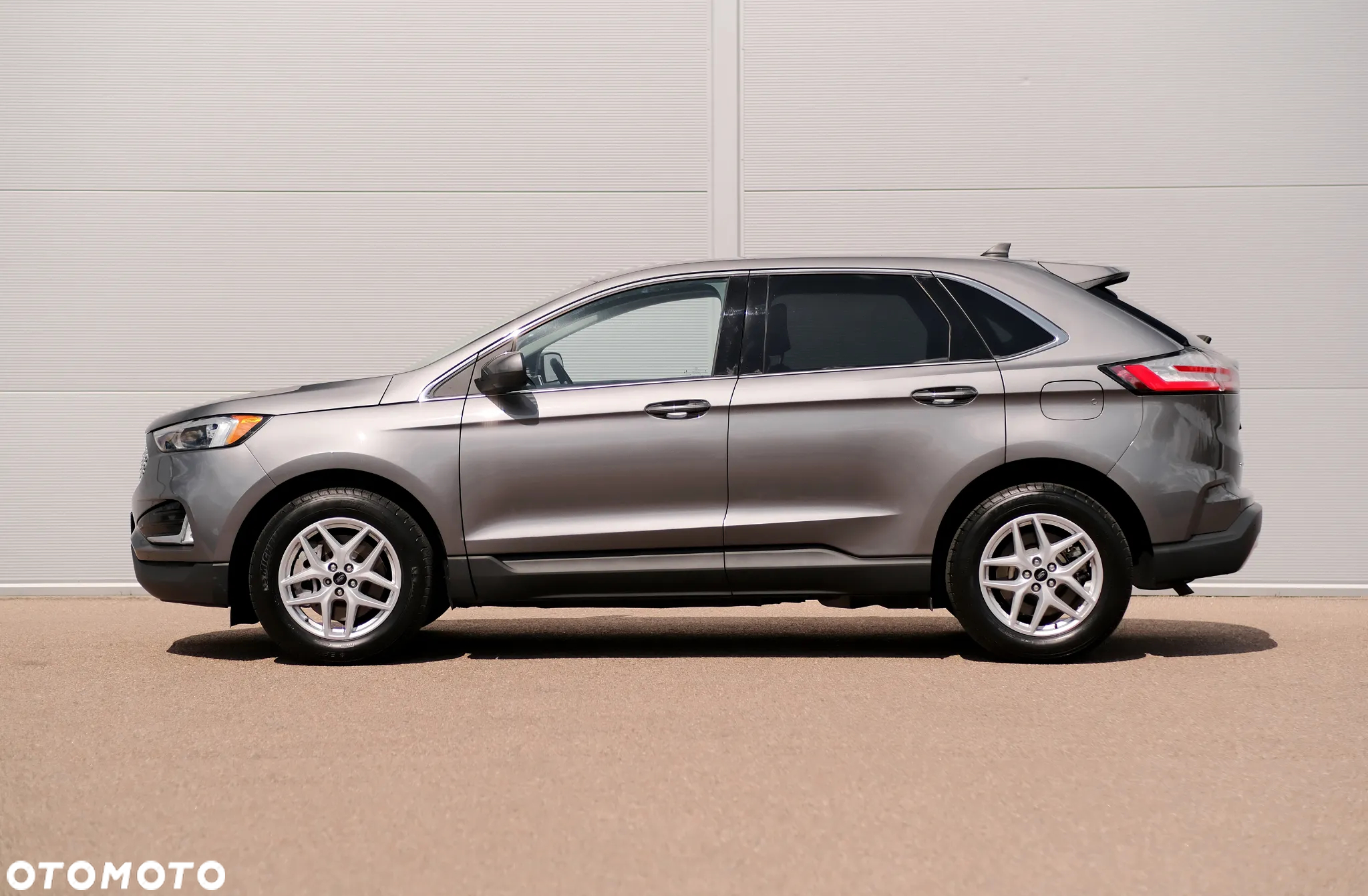 Ford Edge - 11