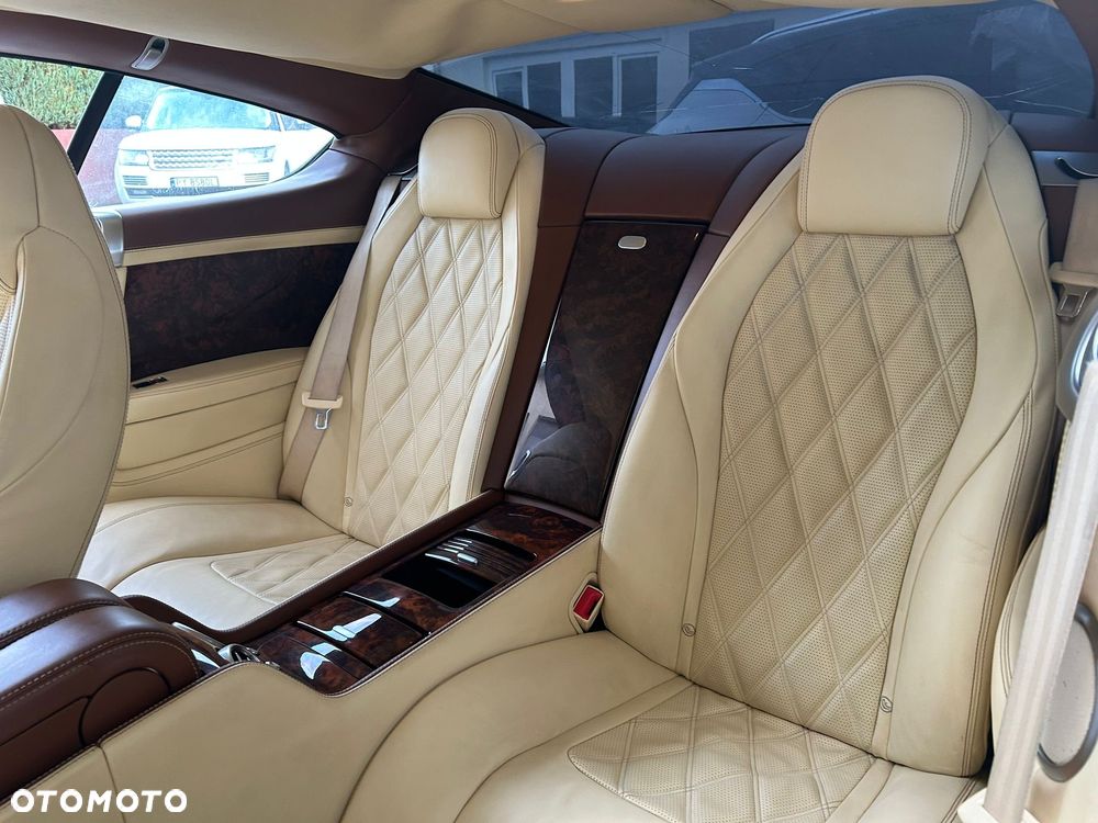 Bentley Continental GT - 13