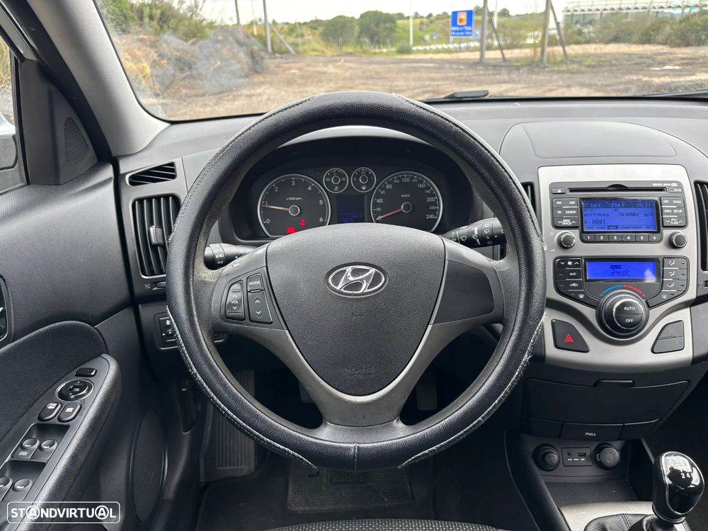 Hyundai i30 CW 1.6 CRDi STyle - 13