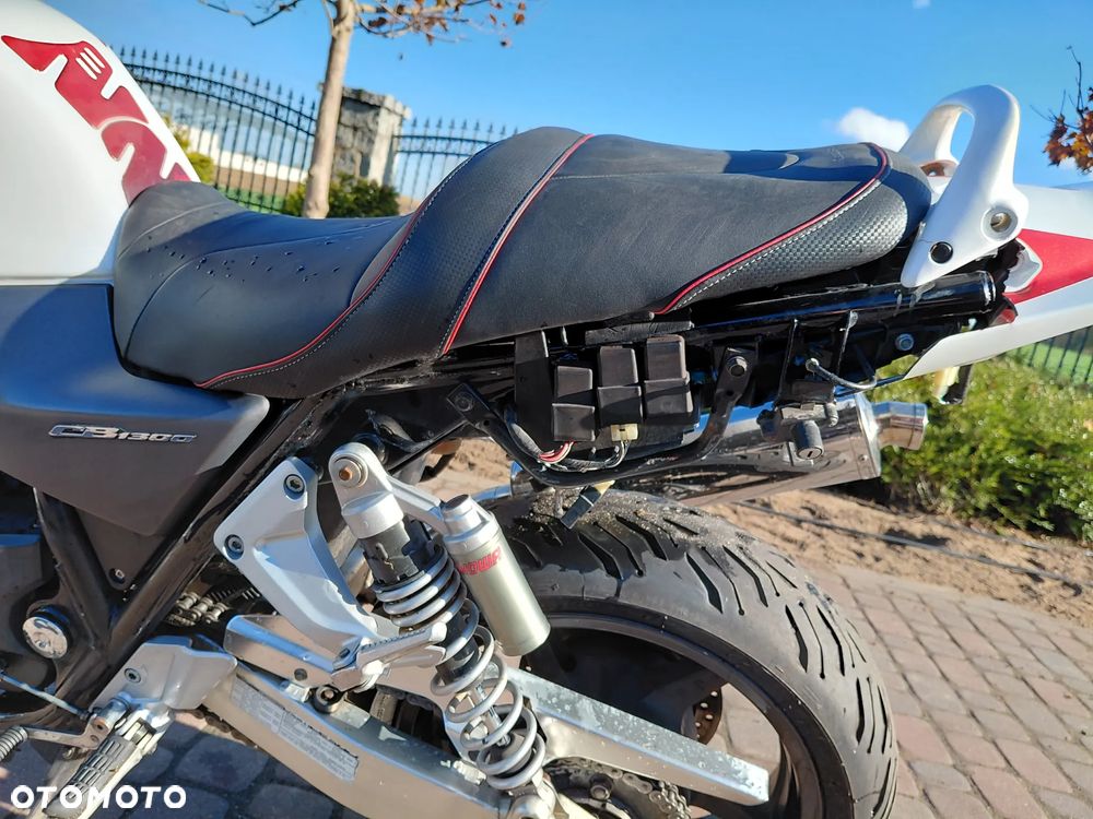 Honda CB - 25
