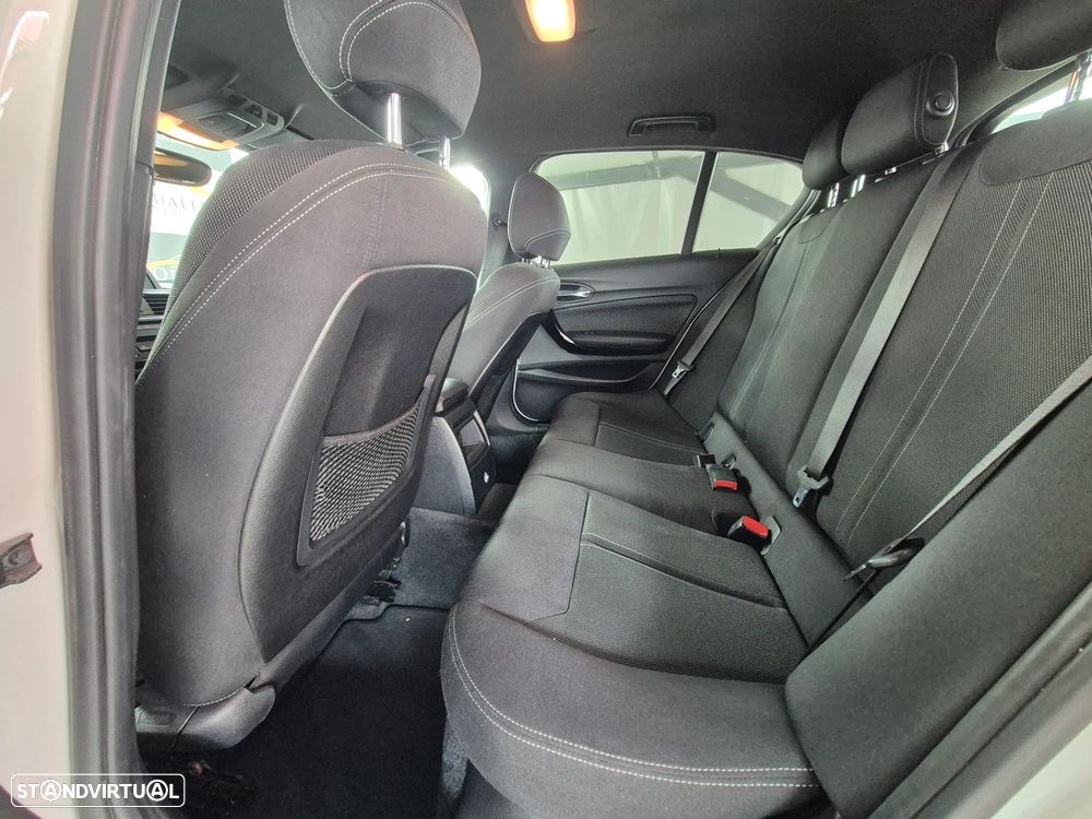 BMW 116 d Pack M Shadow - 14