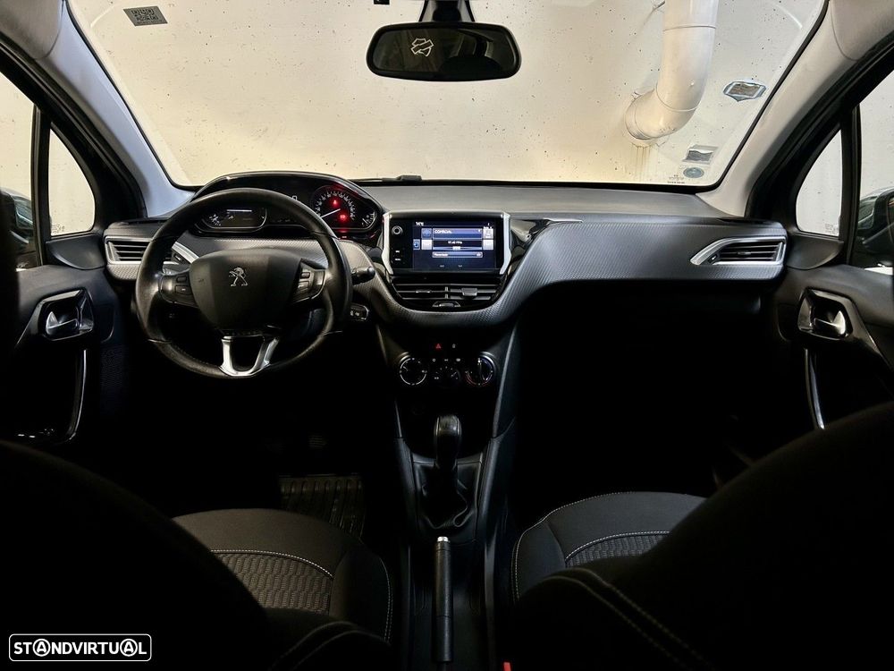 Peugeot 208 1.2 PureTech Style - 14