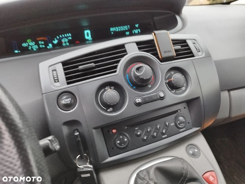 Renault Scenic 1.6 Confort Expression - 12