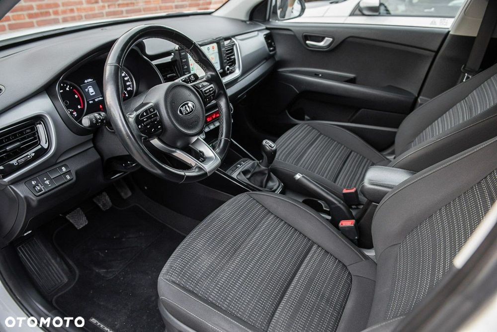 Kia Stonic 1.6 CRDi SCR XL - 6