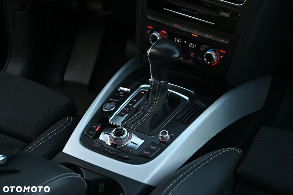 Audi Q5 2.0 TDI Quattro S tronic design - 25