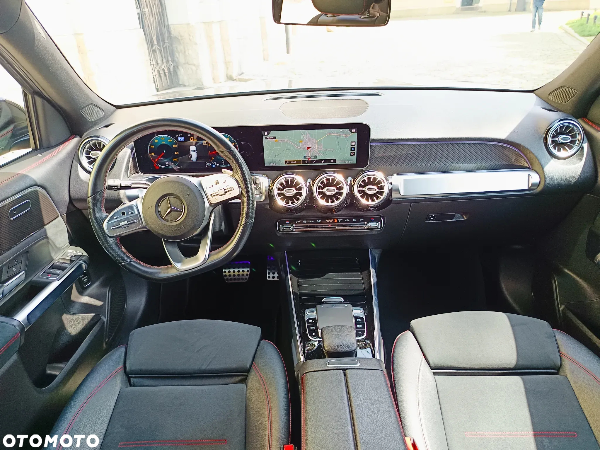 Mercedes-Benz GLB 200 AMG Line 7G-DCT - 7