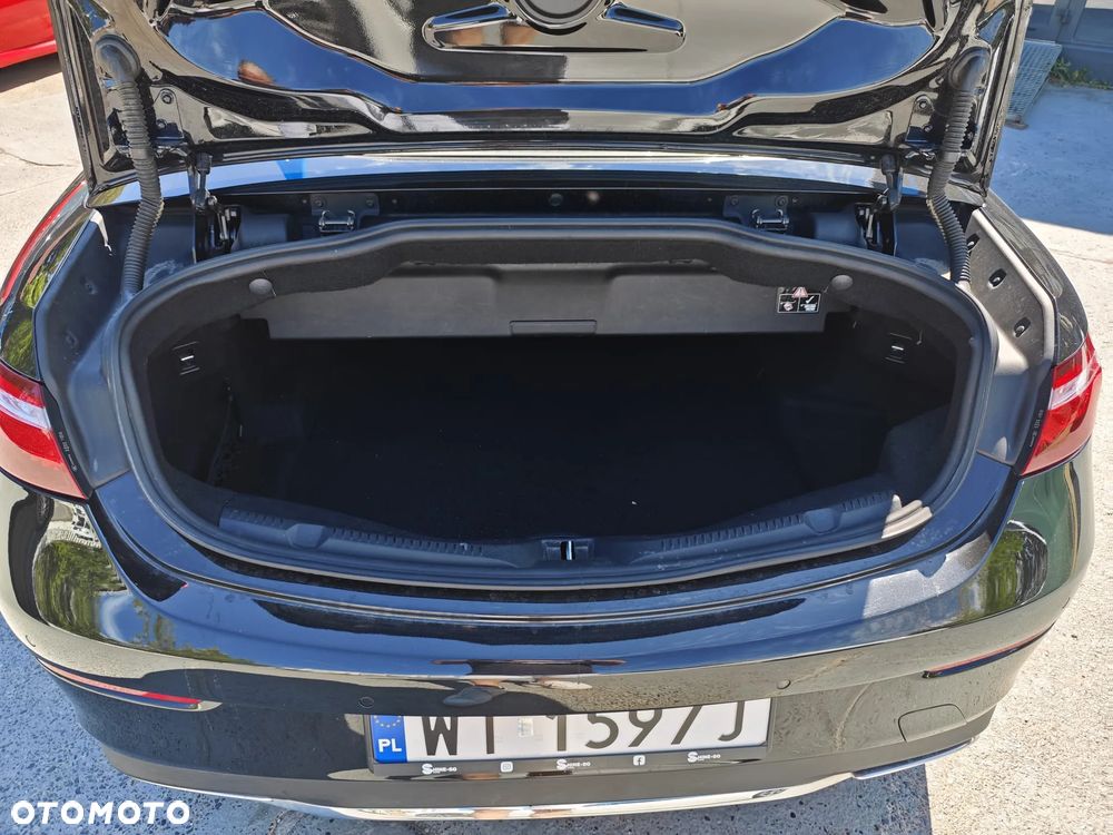 Mercedes-Benz Klasa E 300 9G-TRONIC Avantgarde - 9