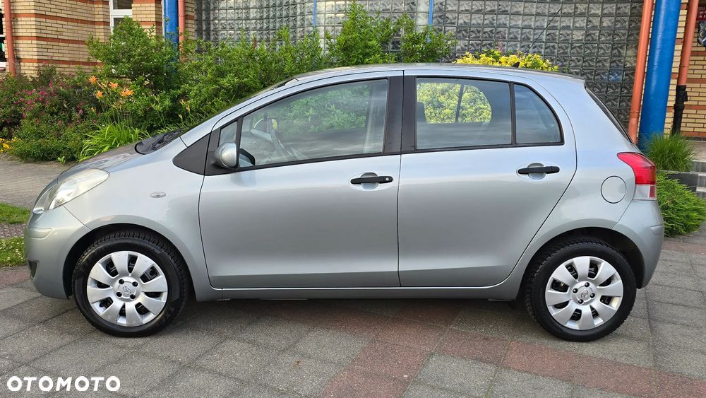 Toyota Yaris - 7