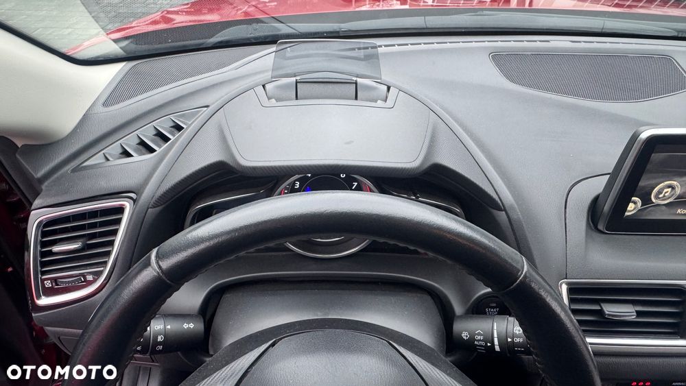 Mazda 3 SKYACTIV-G 120 Urban Limited - 4