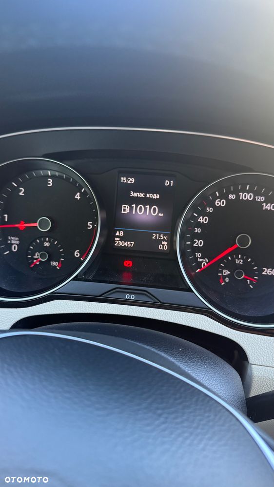 Volkswagen Passat - 10