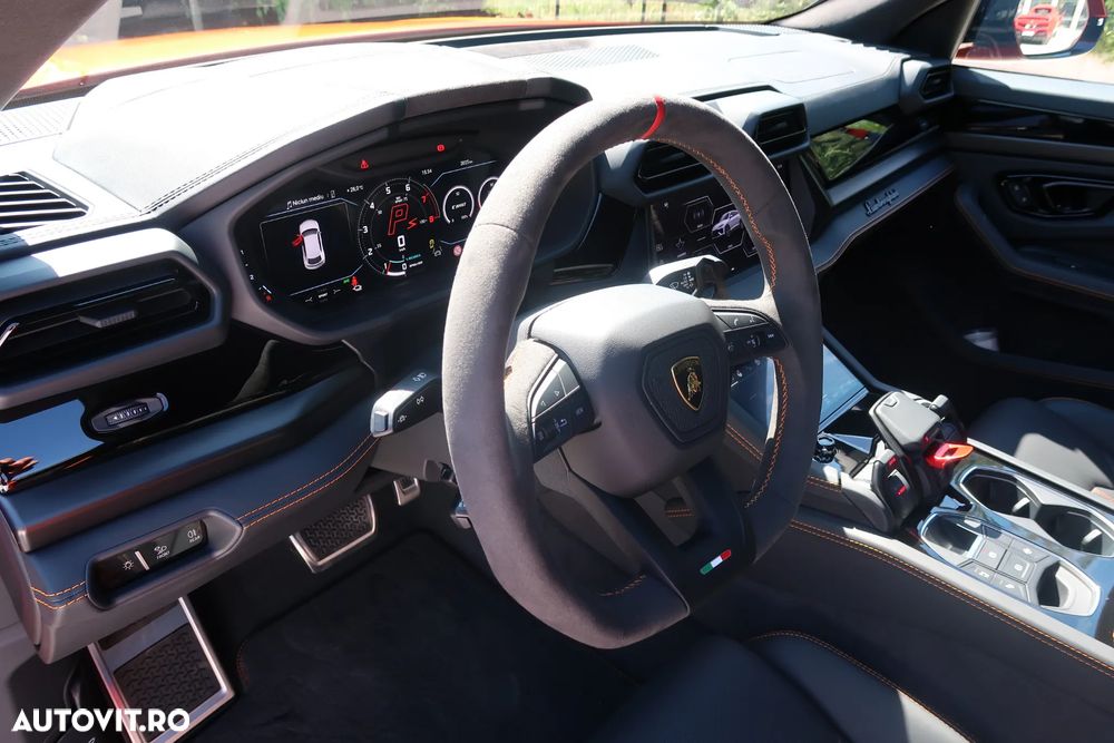 Lamborghini URUS - 17