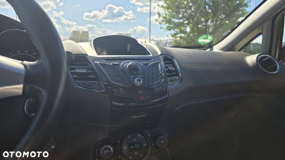 Ford Fiesta - 17