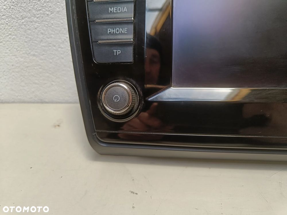 Wyświetlacz Ekran Skoda Octavia 3 III Panel 5E0919605 - 5