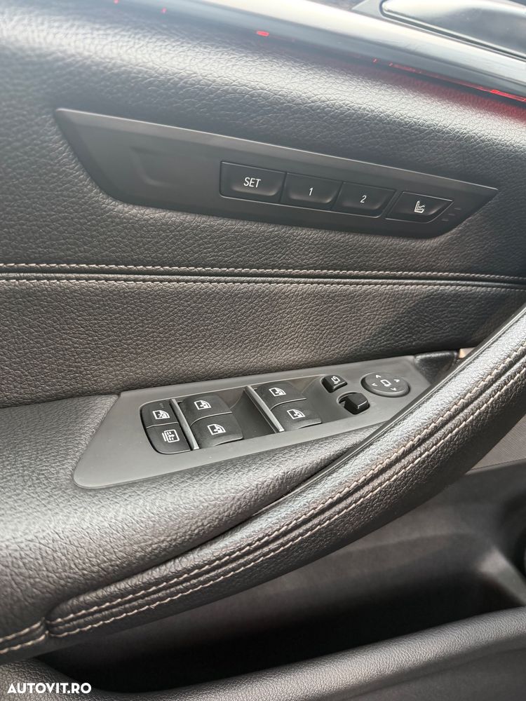 BMW Seria 5 530e xDrive AT PHEV - 16