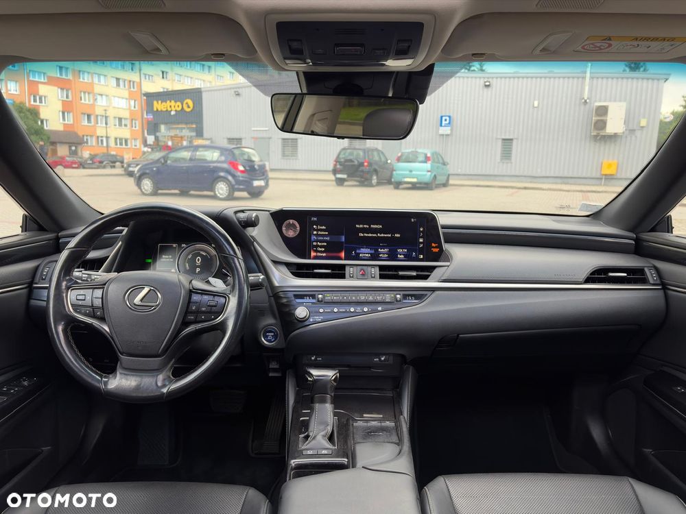 Lexus ES 300h Elegance - 20