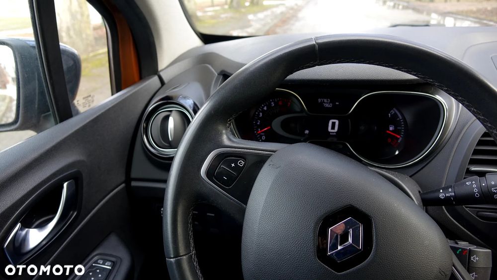 Renault Captur - 12