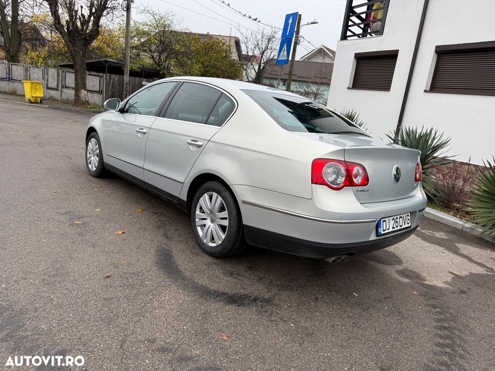 Volkswagen Passat 2.0 TDI DPF DSG Highline - 5
