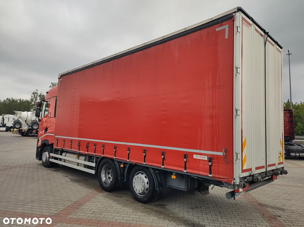 Renault T480 - 3