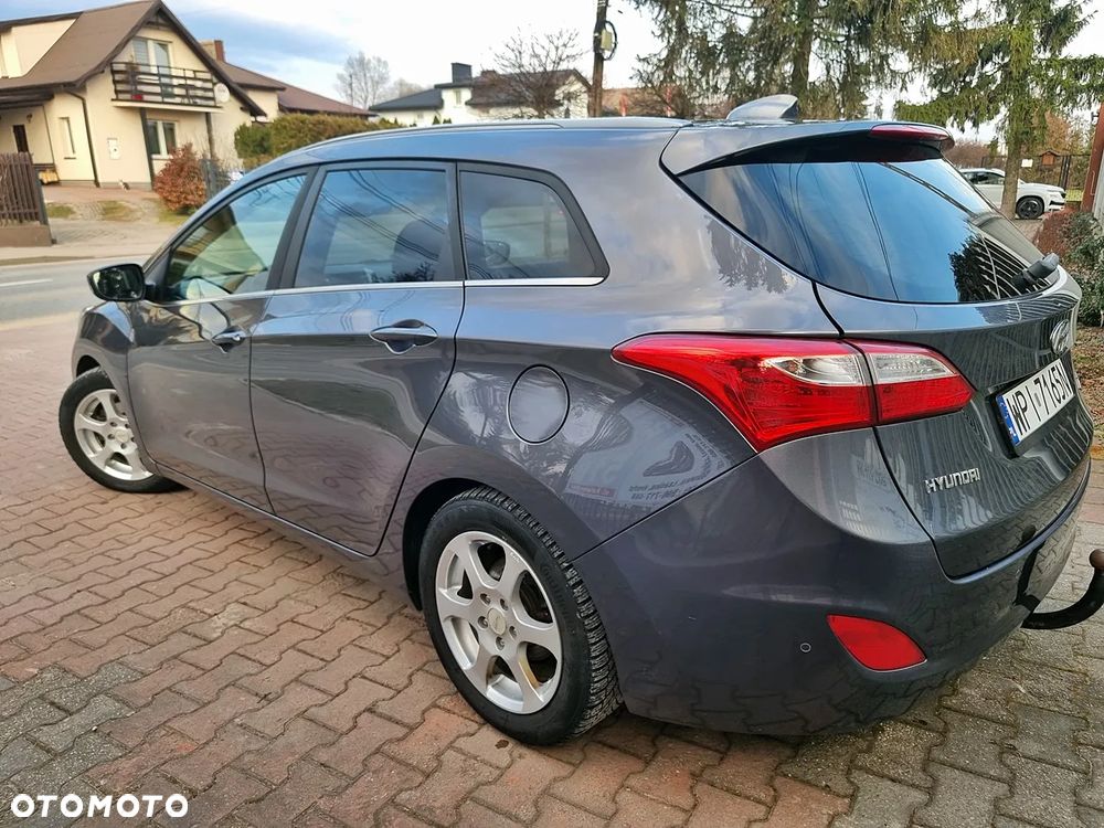 Hyundai i30 blue Kombi 1.6 GDi Style - 21