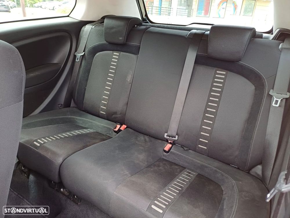 Fiat Grande Punto 1.3 M-Jet Sport - 12