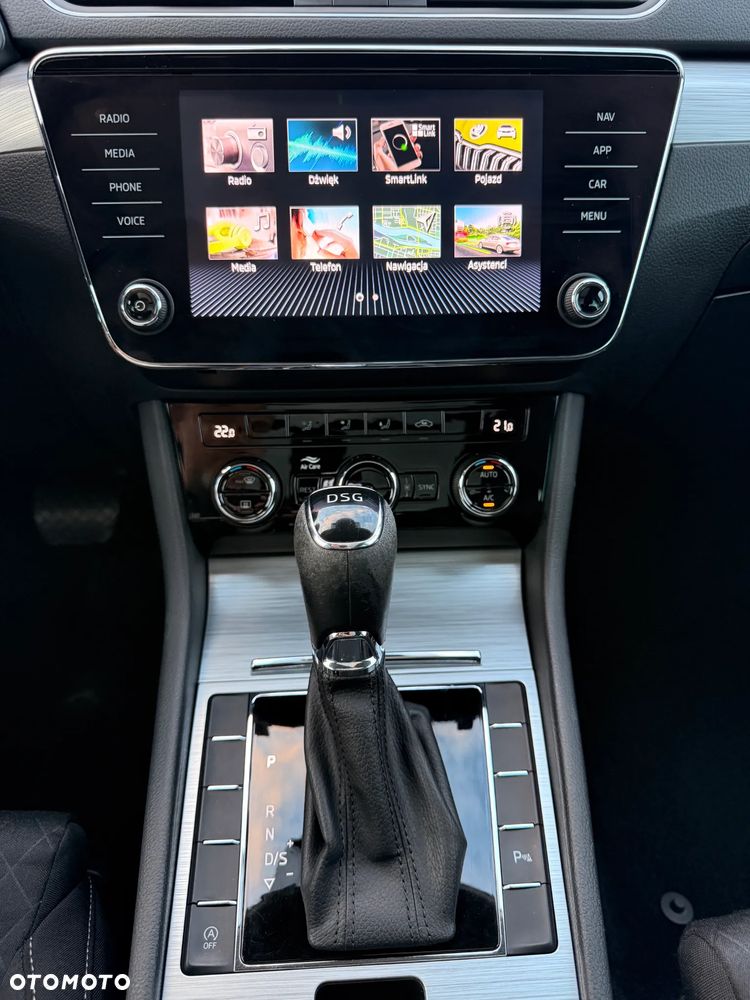 Skoda Superb 1.5 TSI Sportline DSG - 32