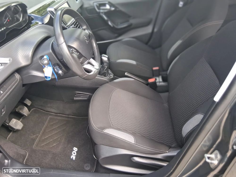 Peugeot 208 1.6 BlueHDi Style - 7