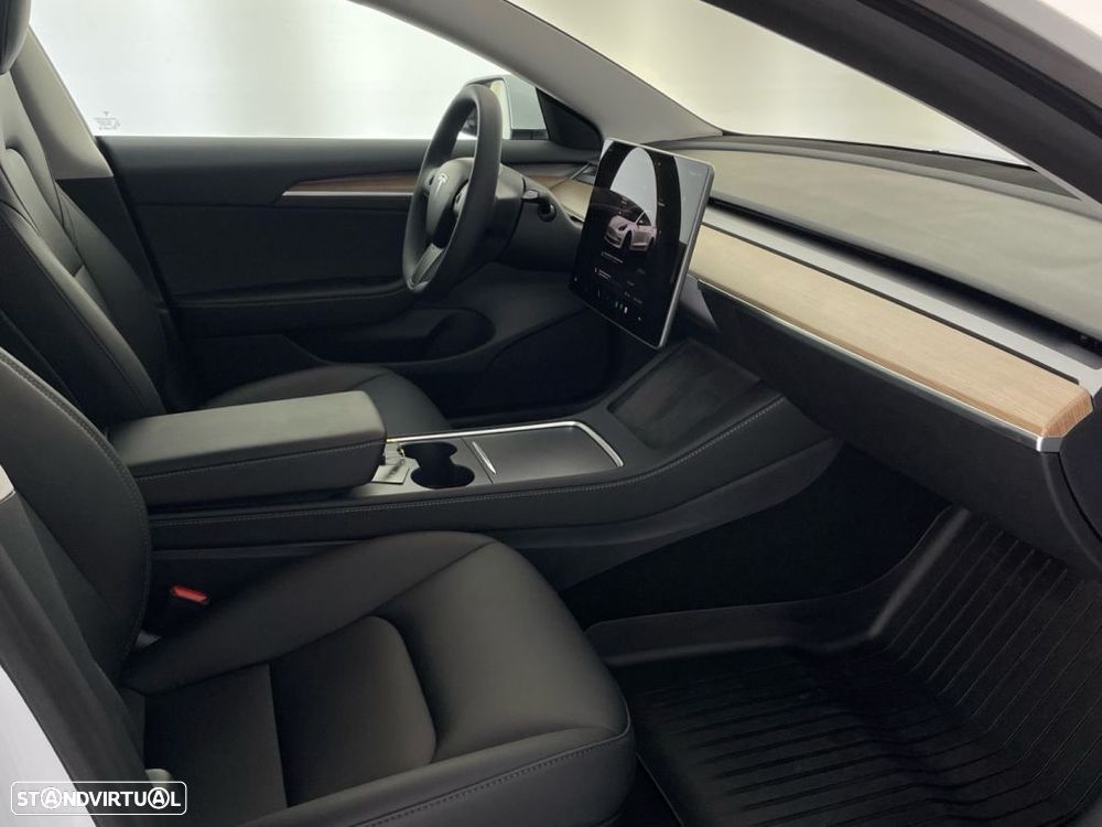 Tesla Model 3 Long Range Tração Traseira - 22
