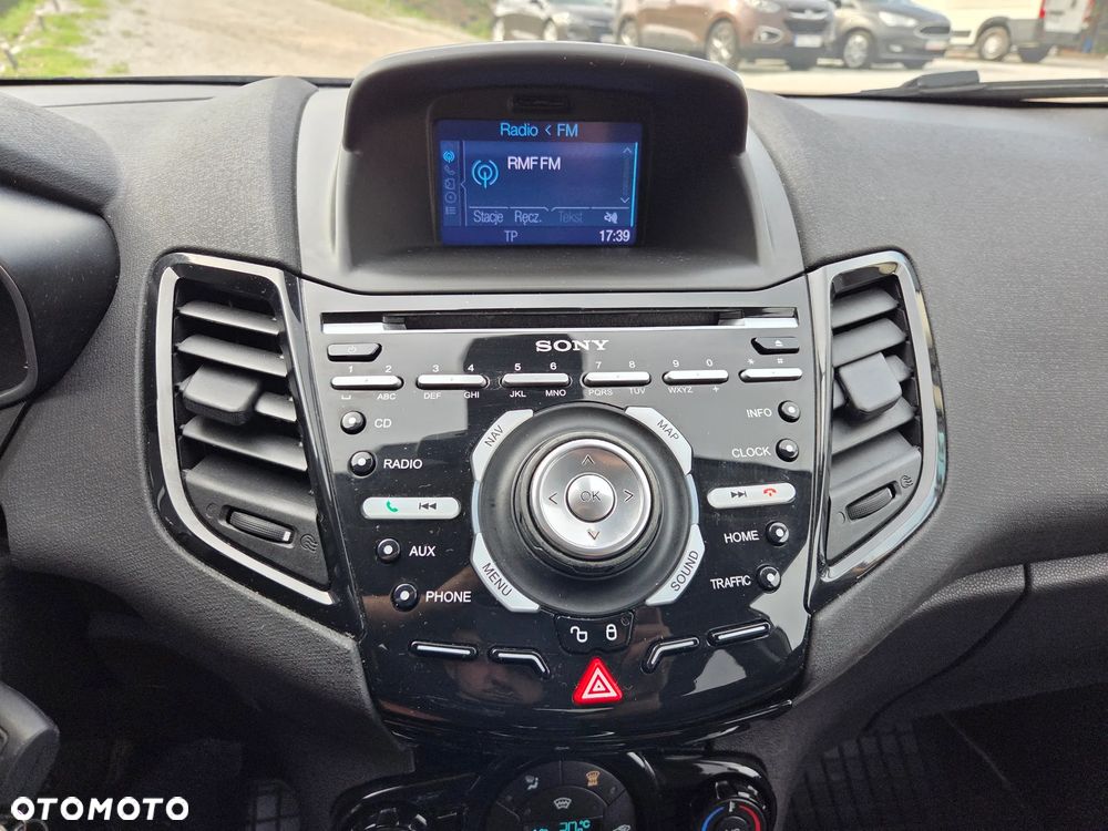 Ford Fiesta 1.6 TDCi Individual - 19