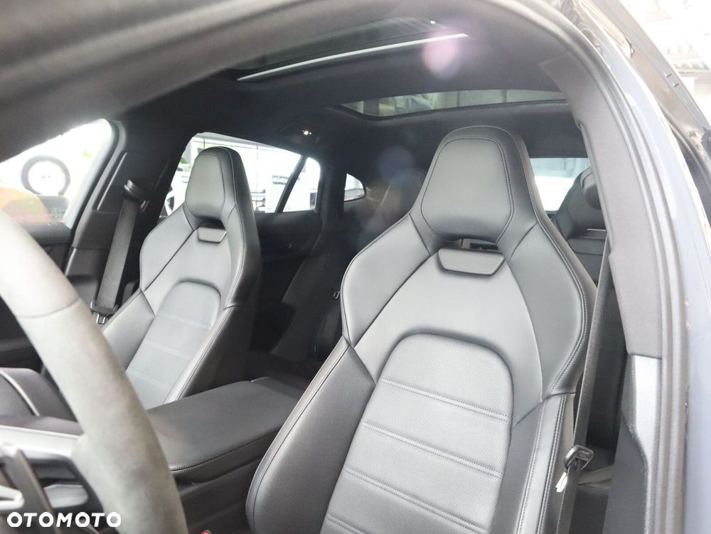 Porsche Panamera - 19