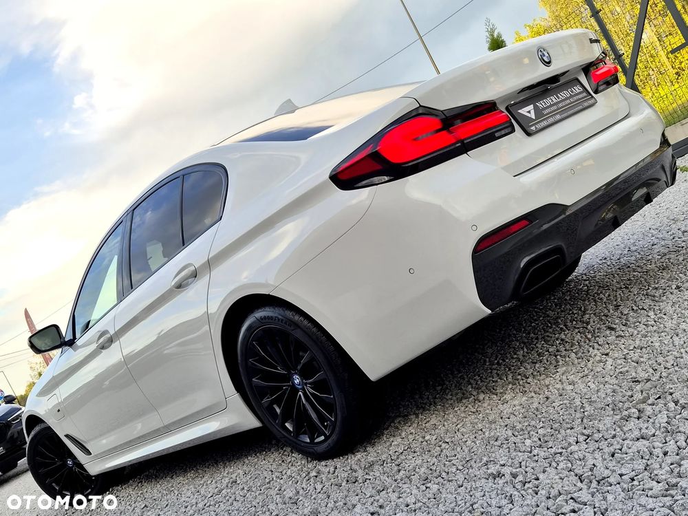 BMW Seria 5 520e M Sport sport - 9