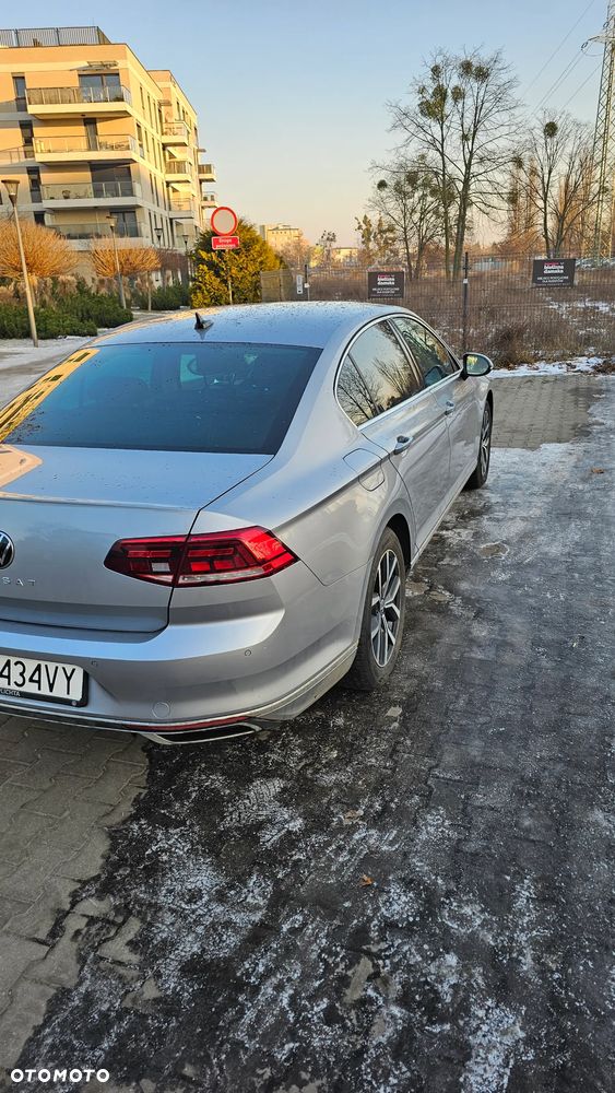 Volkswagen Passat - 7