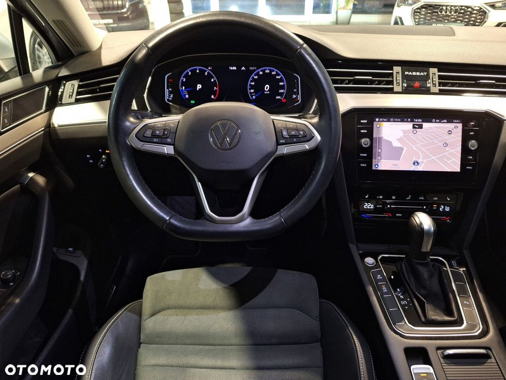 Volkswagen Passat 2.0 TSI Elegance DSG - 17