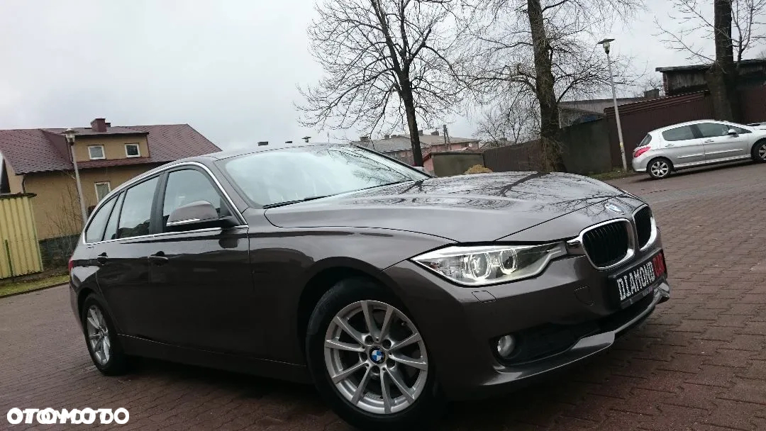 BMW Seria 3 320d DPF Touring Efficient Dynamics Edition - 5