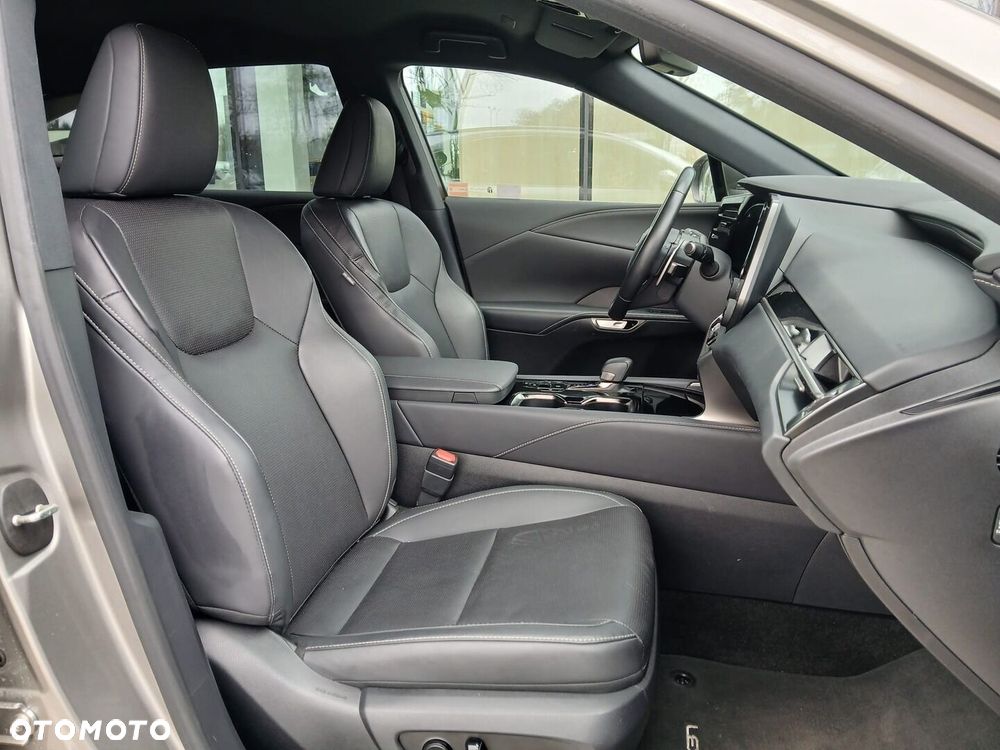 Lexus RX - 29
