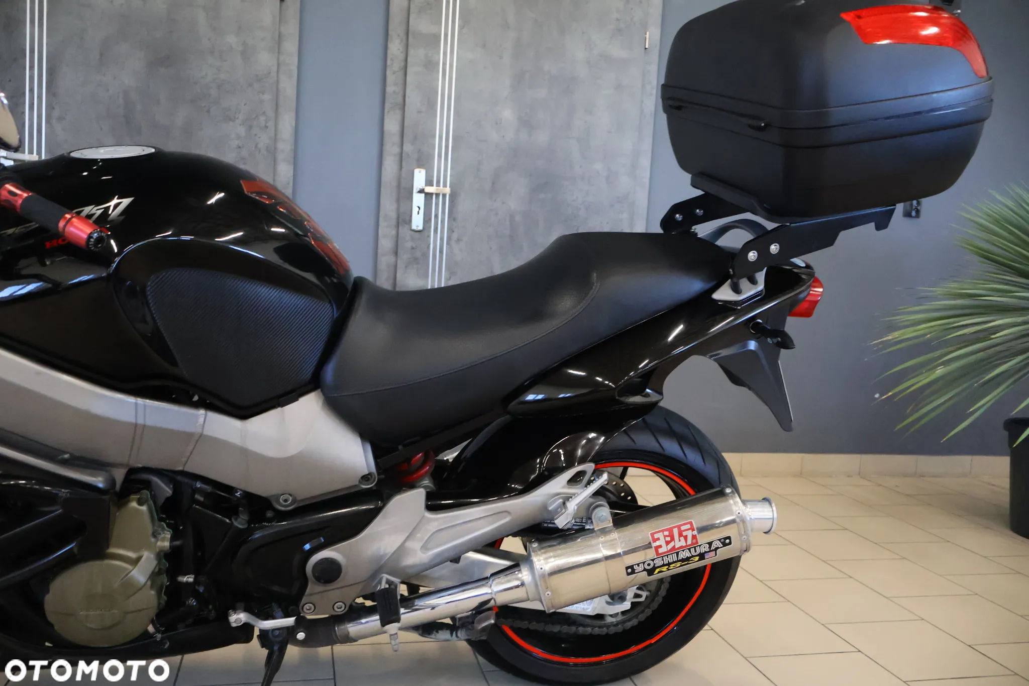 Honda CB - 13