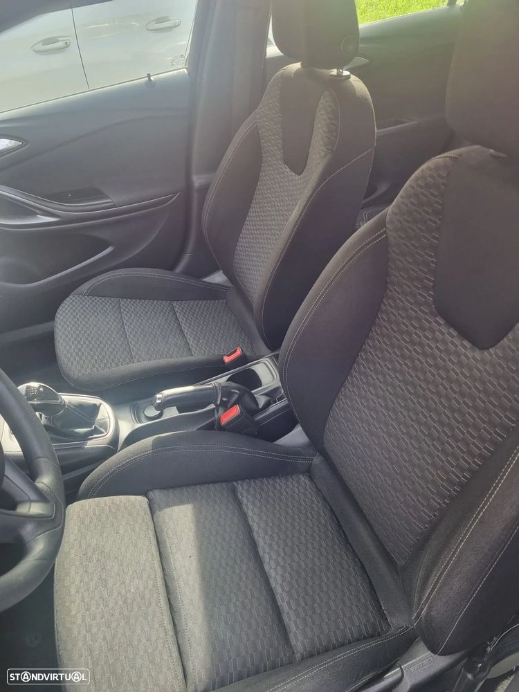 Opel Astra Sports Tourer - 7