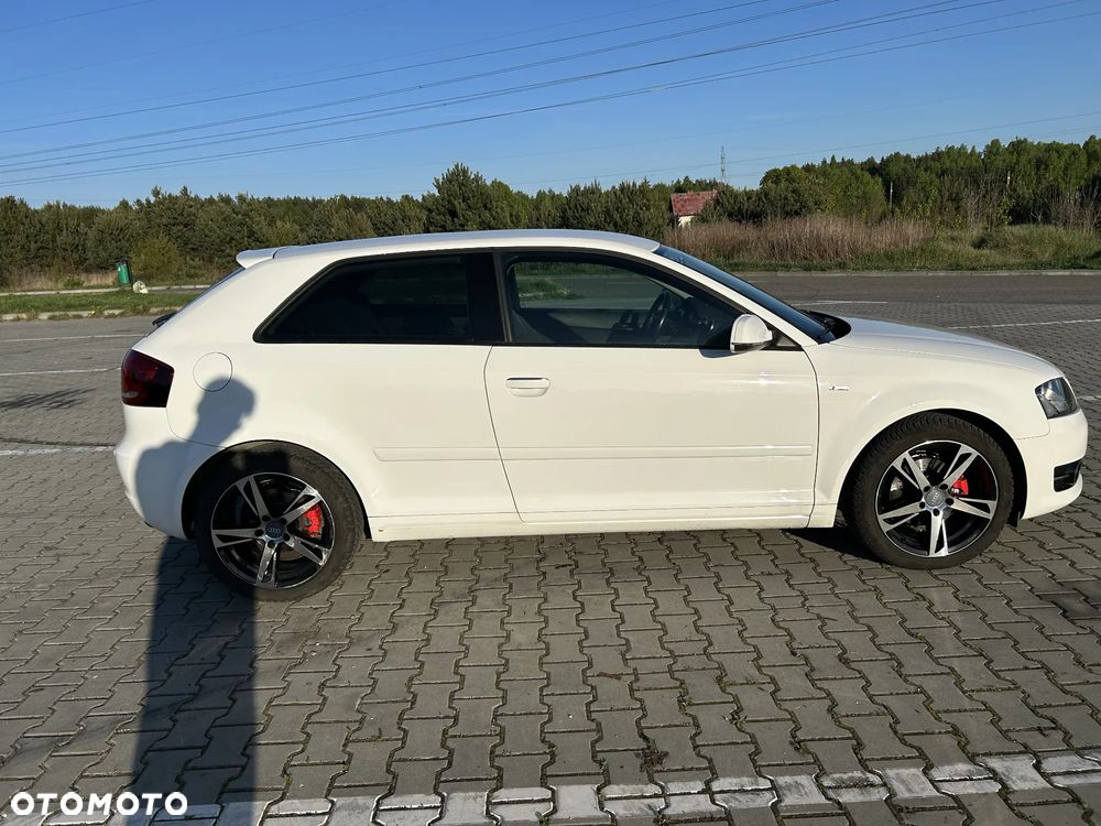 Audi A3 3-drzwiowe 1.6 TDI DPF Ambition - 7
