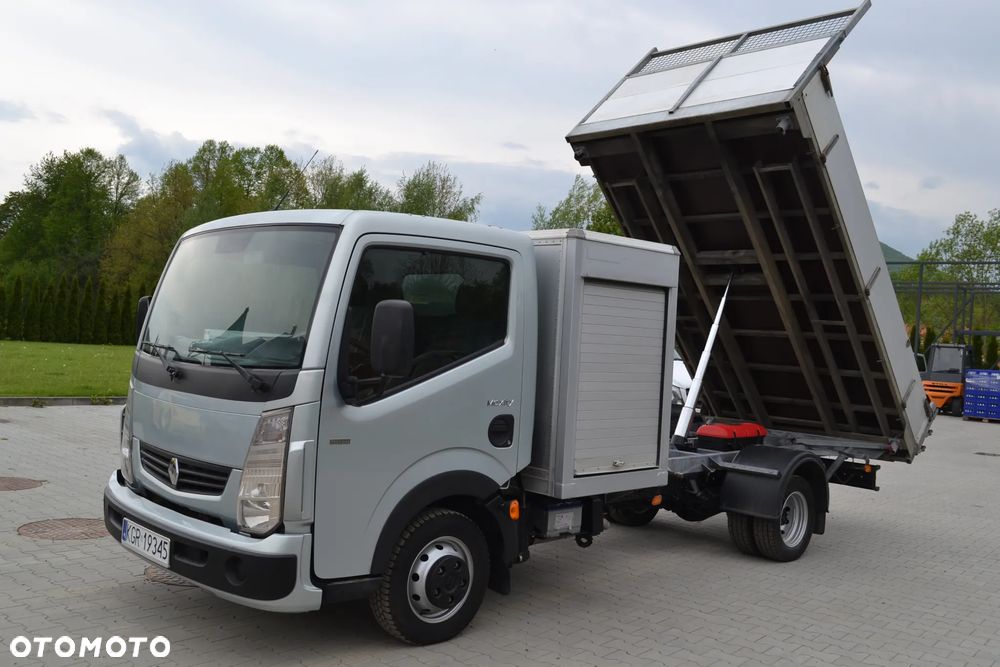 Renault Maxity