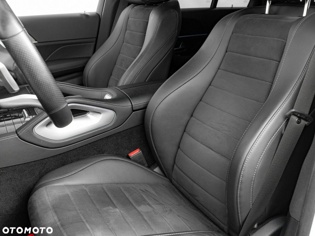 Mercedes-Benz GLE 300 d 4-Matic - 16