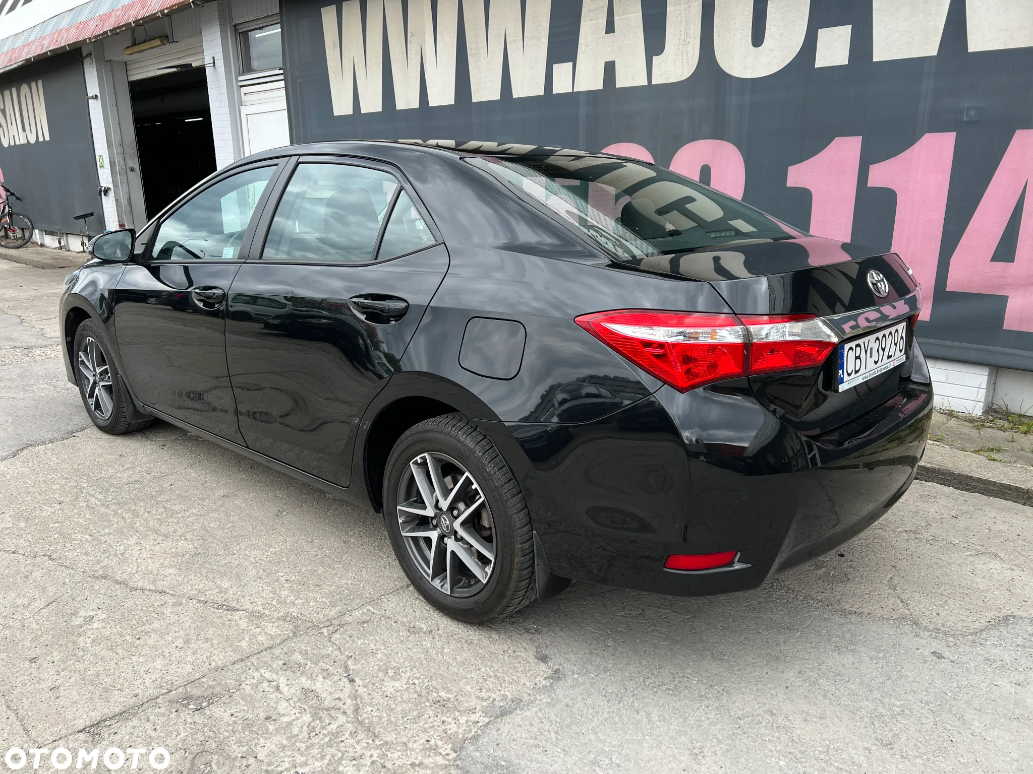 Toyota Corolla 1.6 Active - 12